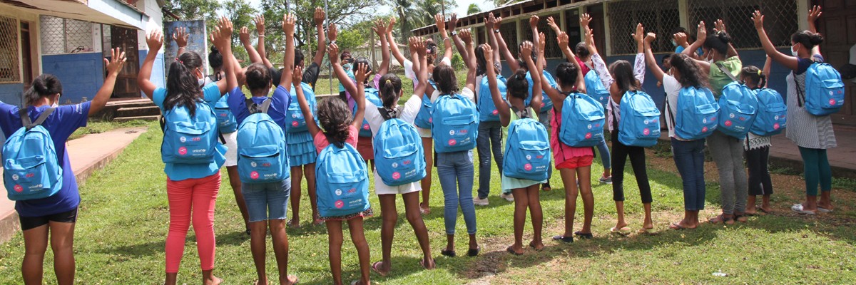 Delivery of 800 backpacks with priority materials for girls and women in vulnerable situations that live in communities affected by Hurricanes Eta and Iota in Nicaragua. USAID funds through UNICEF and the Nidia White organization.